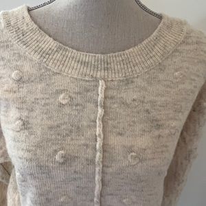 William Rast Sweater, acrylic/alpaca blend,XS, ivory w/gray, woven detail,v-back